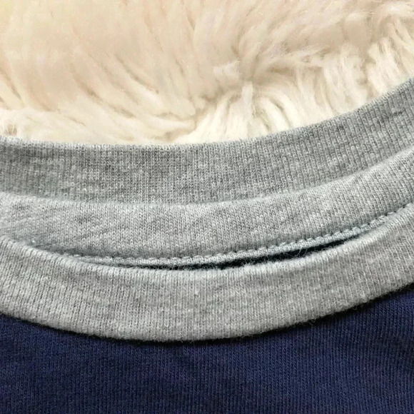 New York Yankees  Blue T-Shirt Size Extra Small - Picture 8 of 16